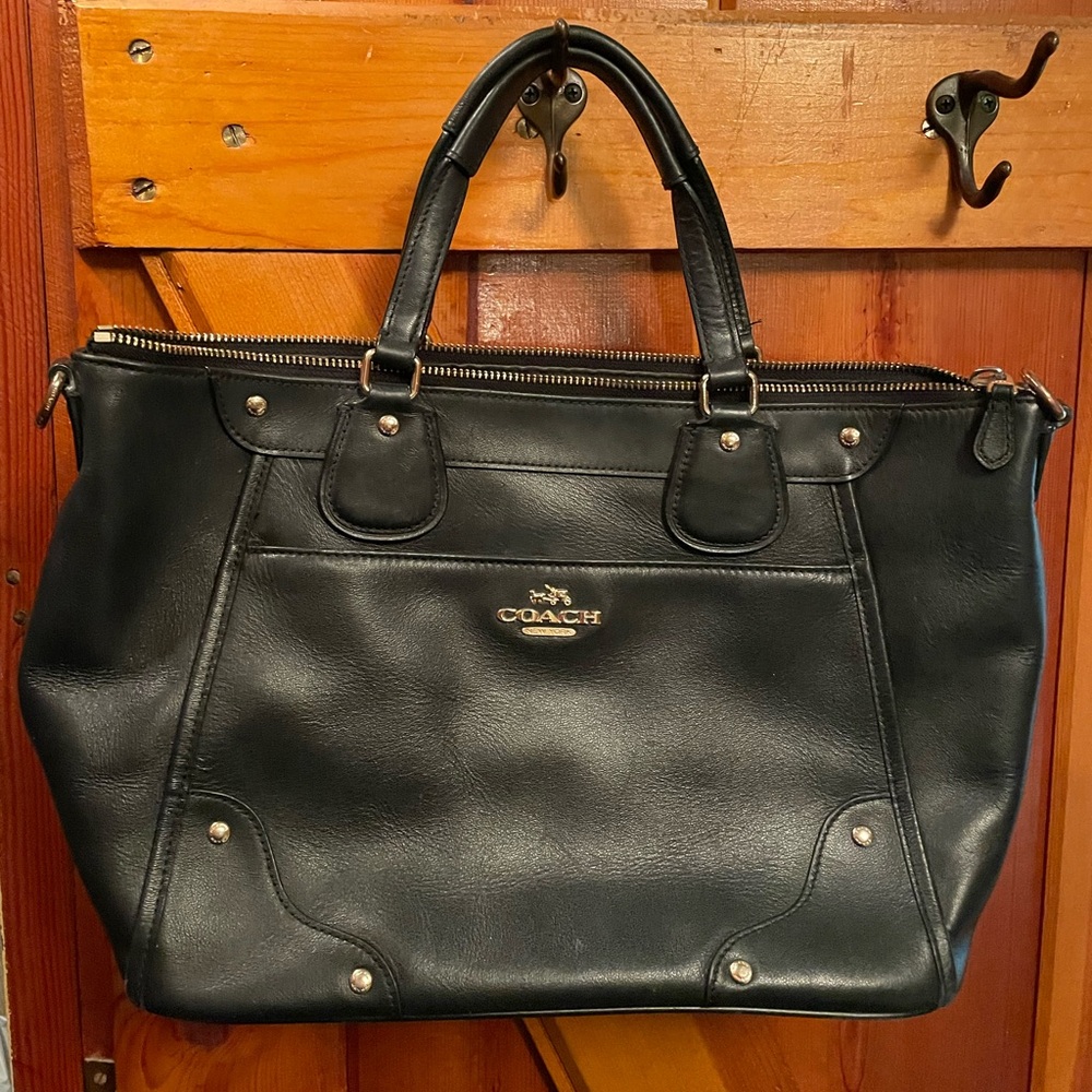Coach Black Large Leather Satchel Handbag. Good Preowned Condition.